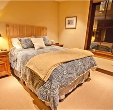 Trails Edge Apartment