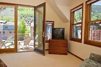 Alpine Apartment