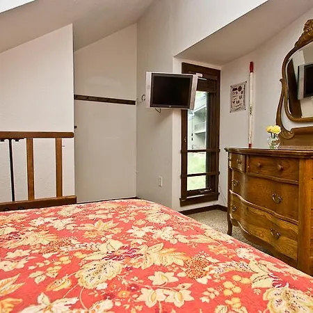 Hotel Manitou 11 By Alpine 2*