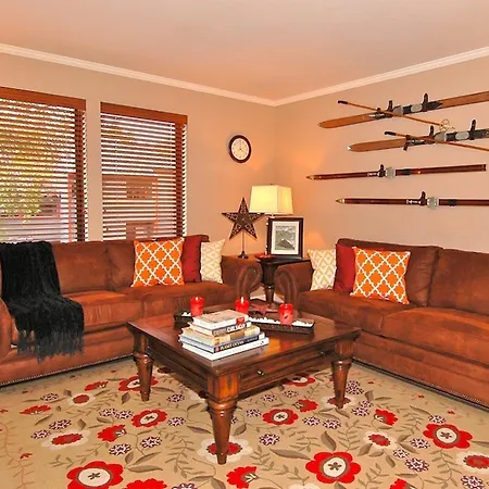 Apartment Boomerang #6 Telluride