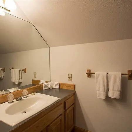 Cimarron Apartment *