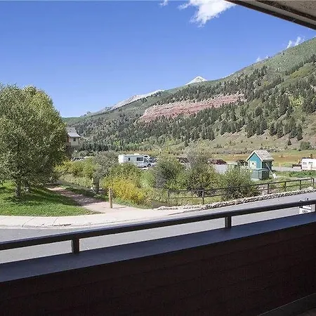 Cimarron Apartment *