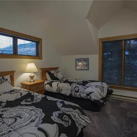 Cimarron Apartment