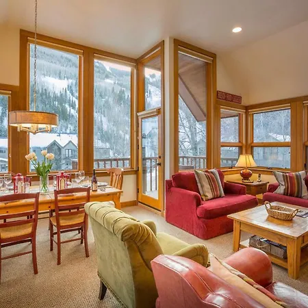 Powder Daze At Cornet Creek Apartment *