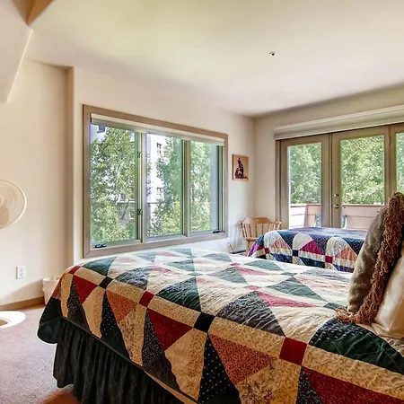 The Emerald Elk At Village Creek Apartment Telluride