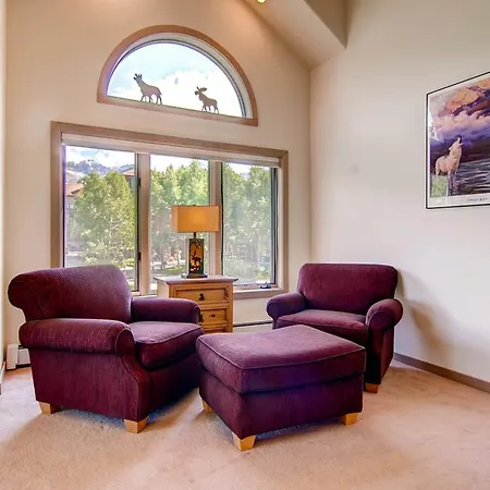 The Emerald Elk At Village Creek * Telluride