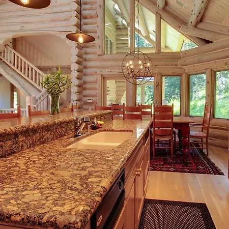 Luxurious Ski Mansion At Mountain Village Holiday home *
