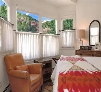 Holiday home 570 West Colorado *