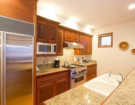 Alpine Apartment *