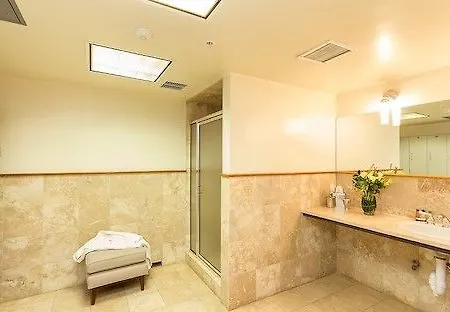 Affordably Priced 2 Bedroom - Riverclub2br Holiday home *