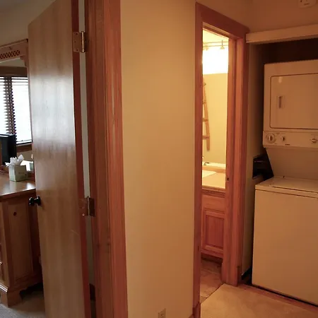 Apartment Cimarron #15 *