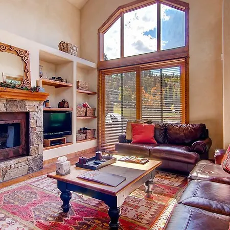 Snow Day Hideaway At The Terraces Apartment