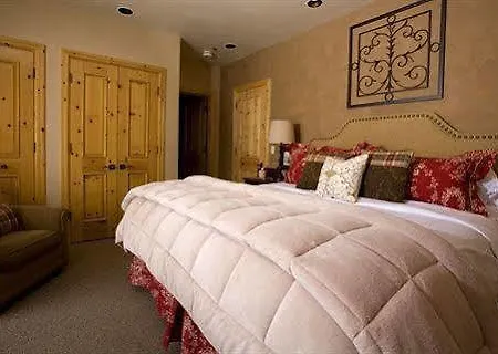 The Peaks See Forever 4* Telluride