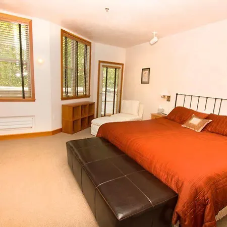 Camels Garden 4* Telluride