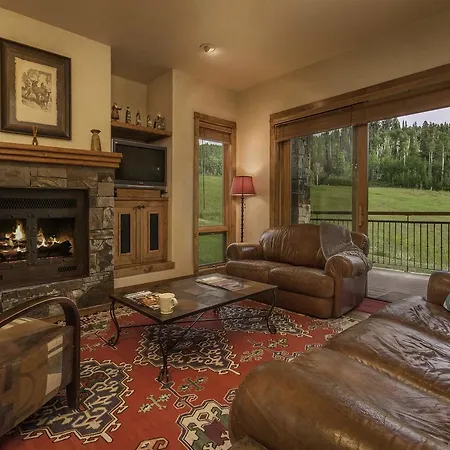 Meadow Grove At The Terraces *