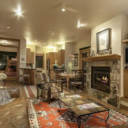 Meadow Grove At The Terraces Apartment *