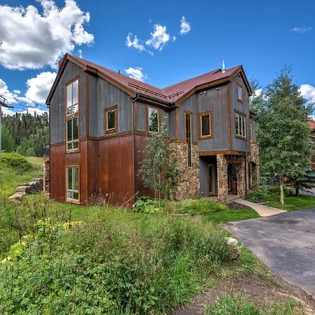Slopeside Retreat At The Terraces *