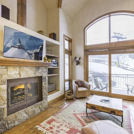 Slopeside Retreat At The Terraces Apartment