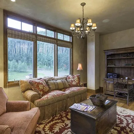 Heritage Crossing Penthouse Apartment