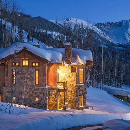 Cabin On The Ridge Holiday