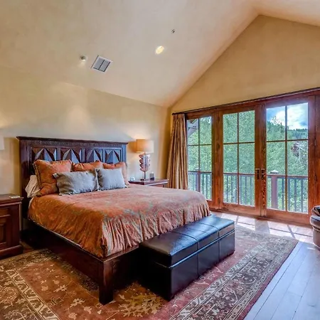 Holiday home Castellina Pines