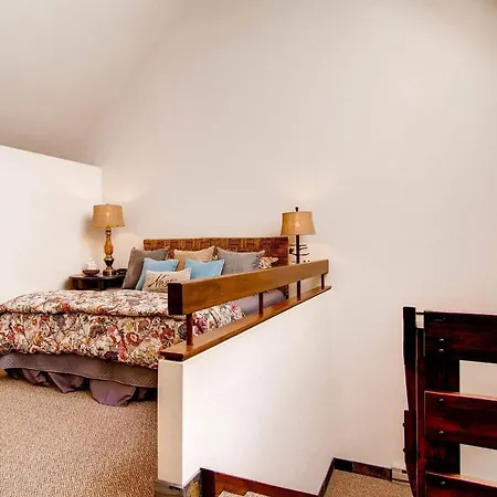 Cour Contento At Kayenta Legend House *
