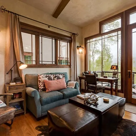 Holiday home Trailside At Pine Meadows