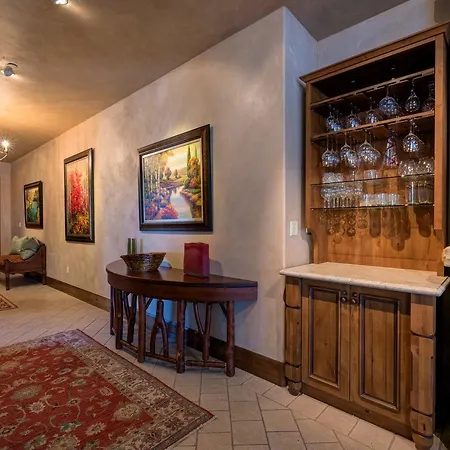 Heritage Crossing Penthouse Apartment