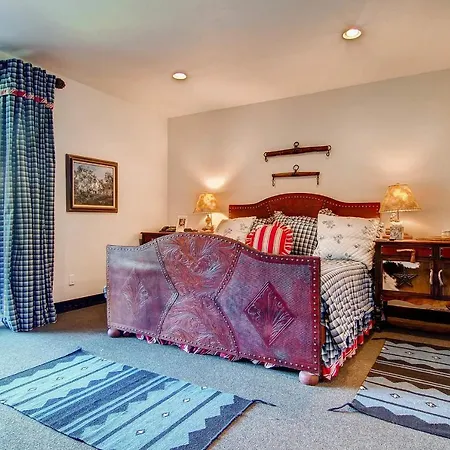 Five Woods Retreat Holiday home *
