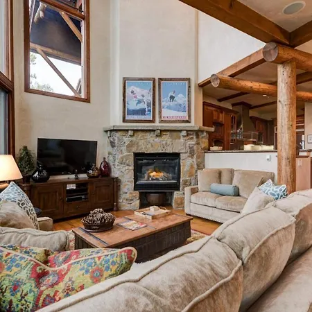 Holiday home Trailside At Pine Meadows