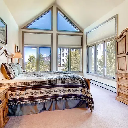 The Emerald Elk At Village Creek