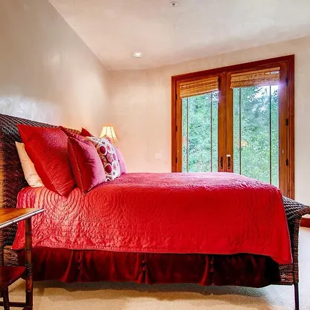 Trailside At Pine Meadows * Telluride