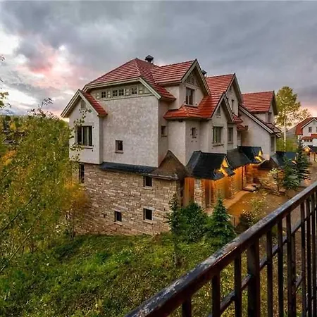 Aspen Ridge 7 *