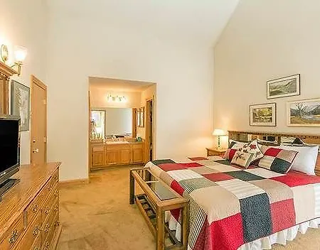 Apartment Cimarron