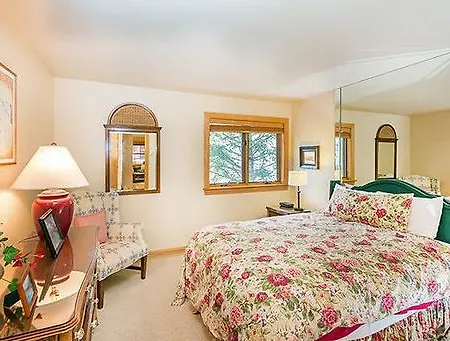 Apartment Cimarron