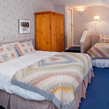 Aspen Street Bed & Breakfast 3*