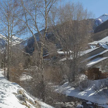 Mountainside 3*