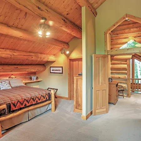 Ski-in/ski-out W/ Deck & Hot Tub! * Telluride