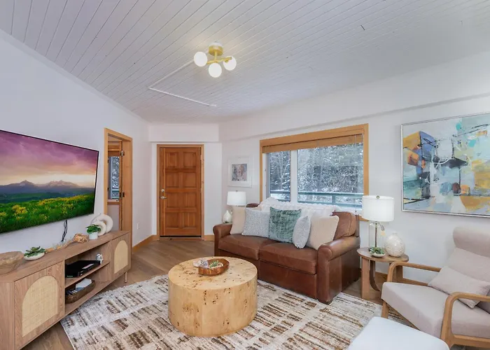 Ice House 203 By Exceptional Stays