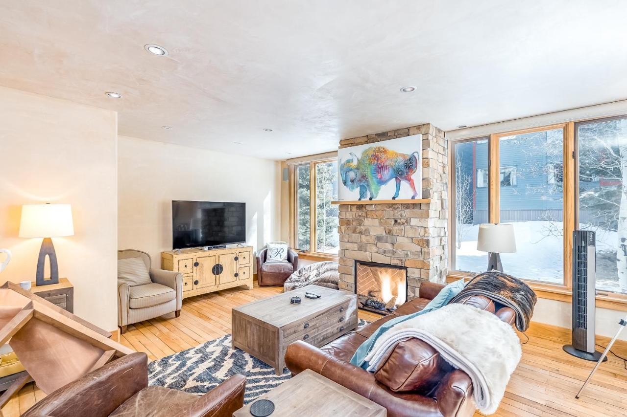 Telluride Lodge *