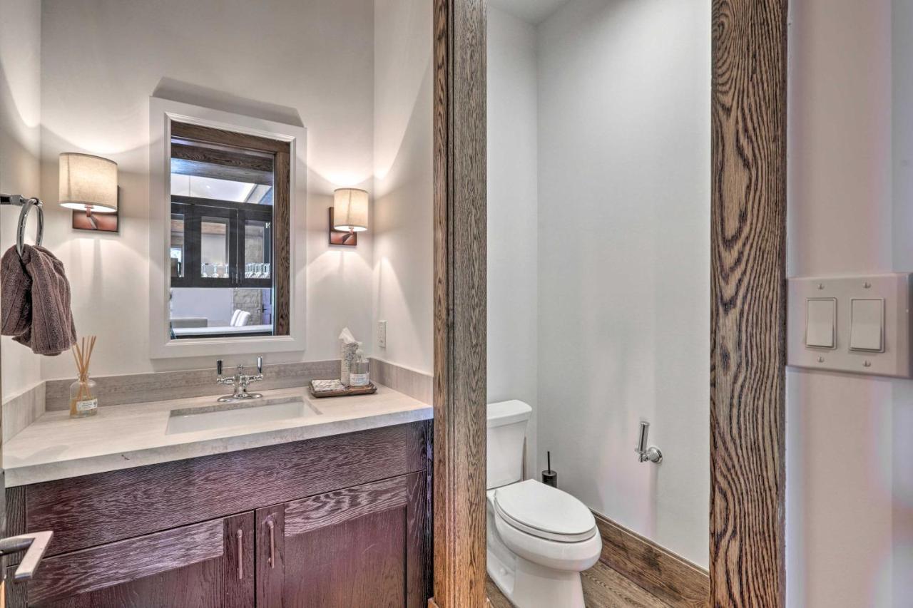 Apartment Luxurious Ski-inandski-out Penthouse!