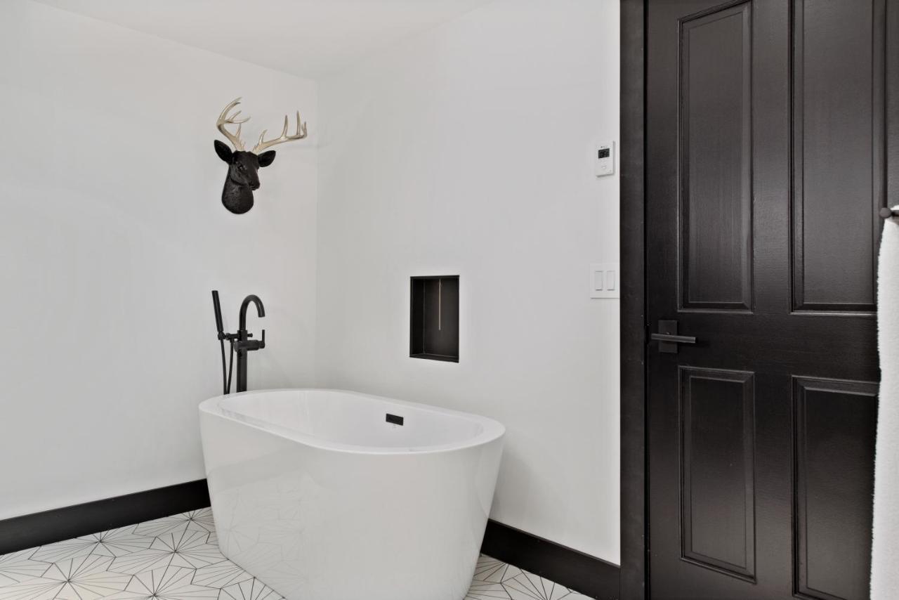 Sundance - 108 Lane *