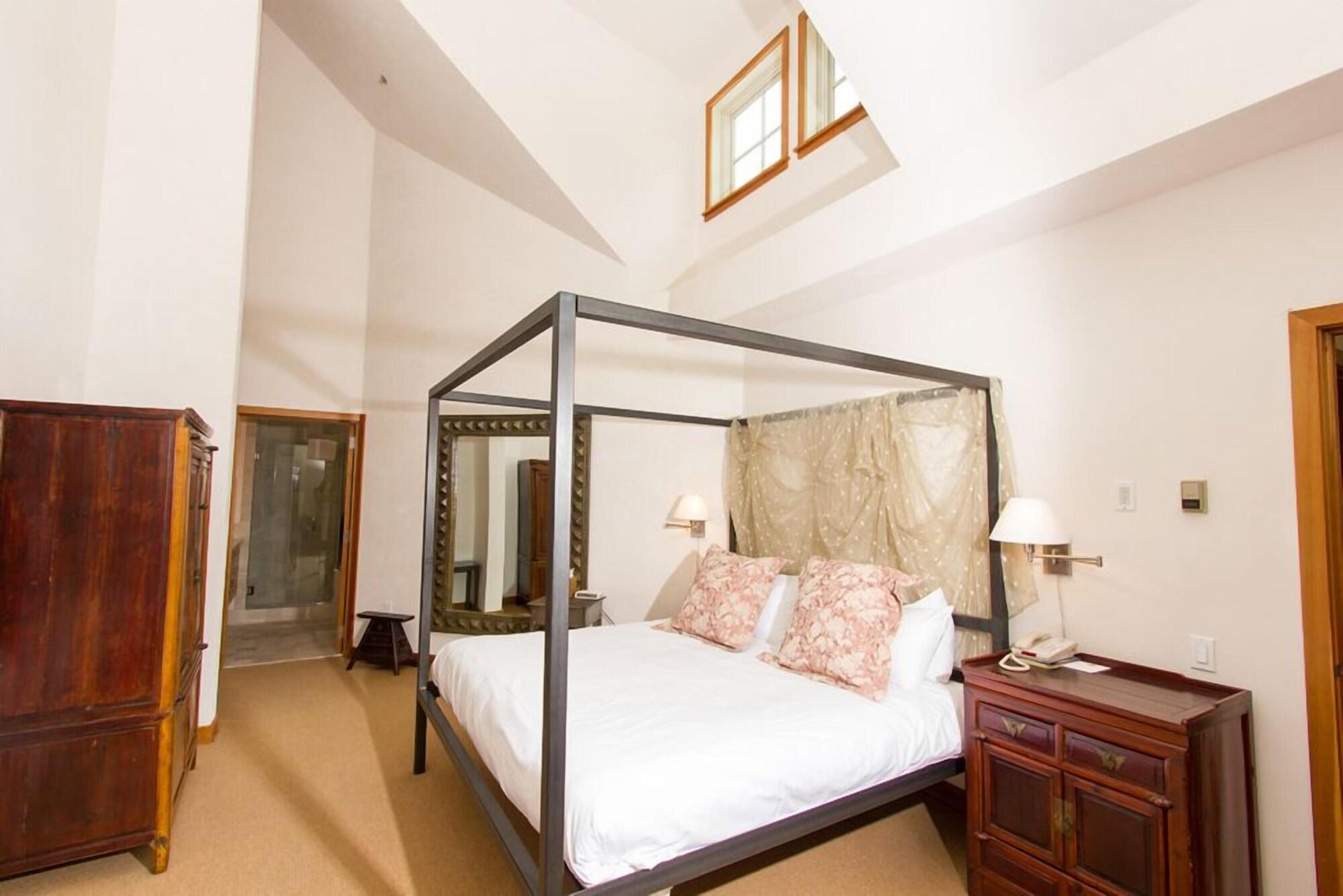 Hotel Camel's Garden 3*