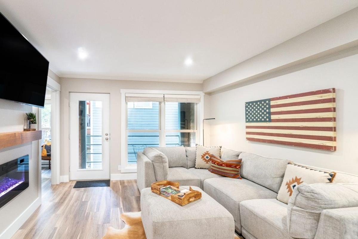 Perfect Location! King Bed, Full Kitchen, Walk To Gondola Telluride