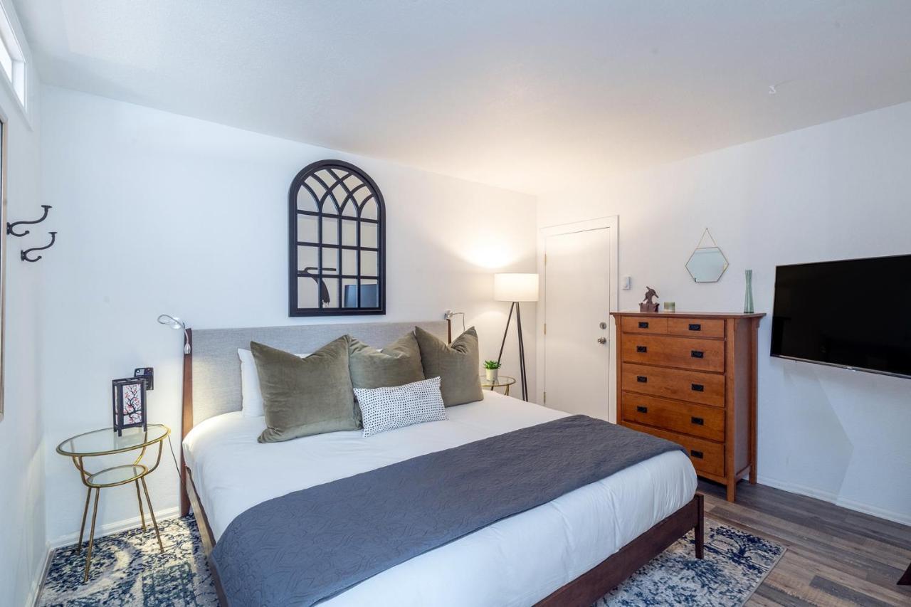 Apartment Comfort, Style, Short Walk To Town Park & Gondola