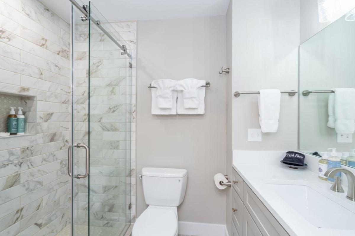 Apartment Perfect Location! King Bed, Full Kitchen, Walk To Gondola *
