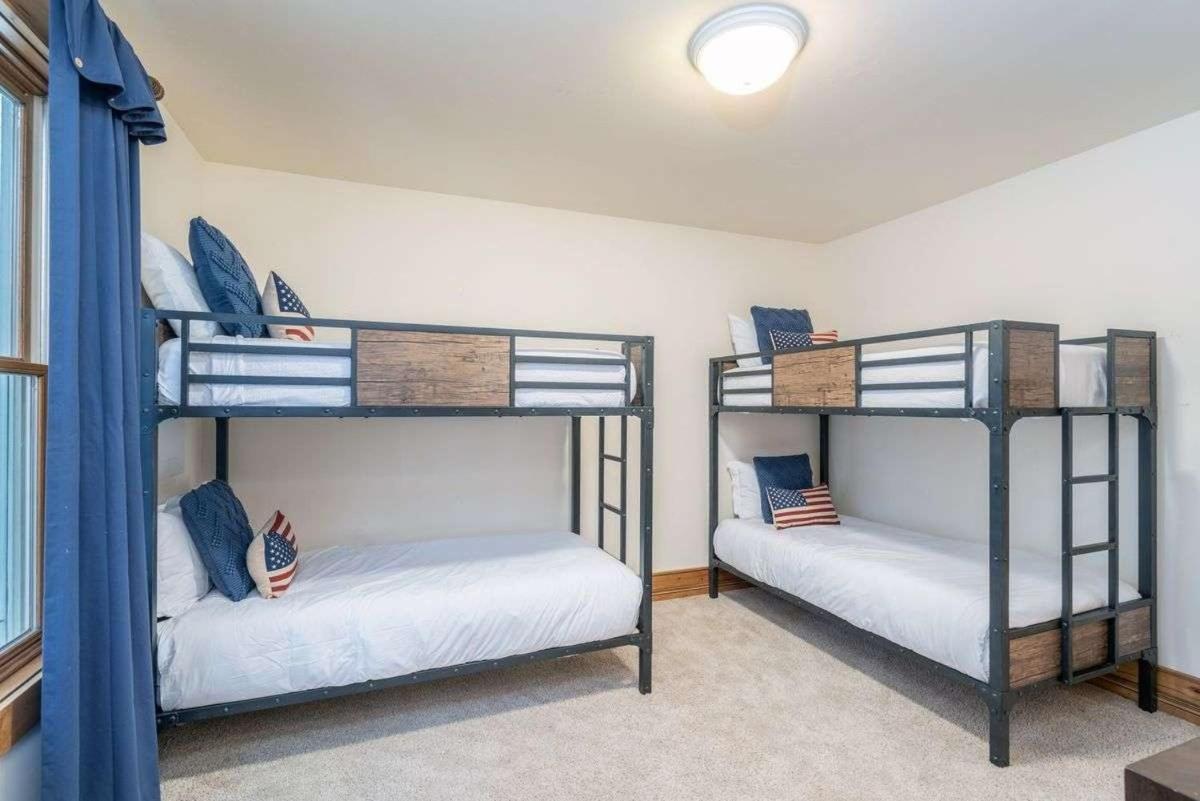 Lux With Gas Fireplace, Hot Tub, 8 Min To Lift 7 - Bunk For Kids! Holiday home Telluride