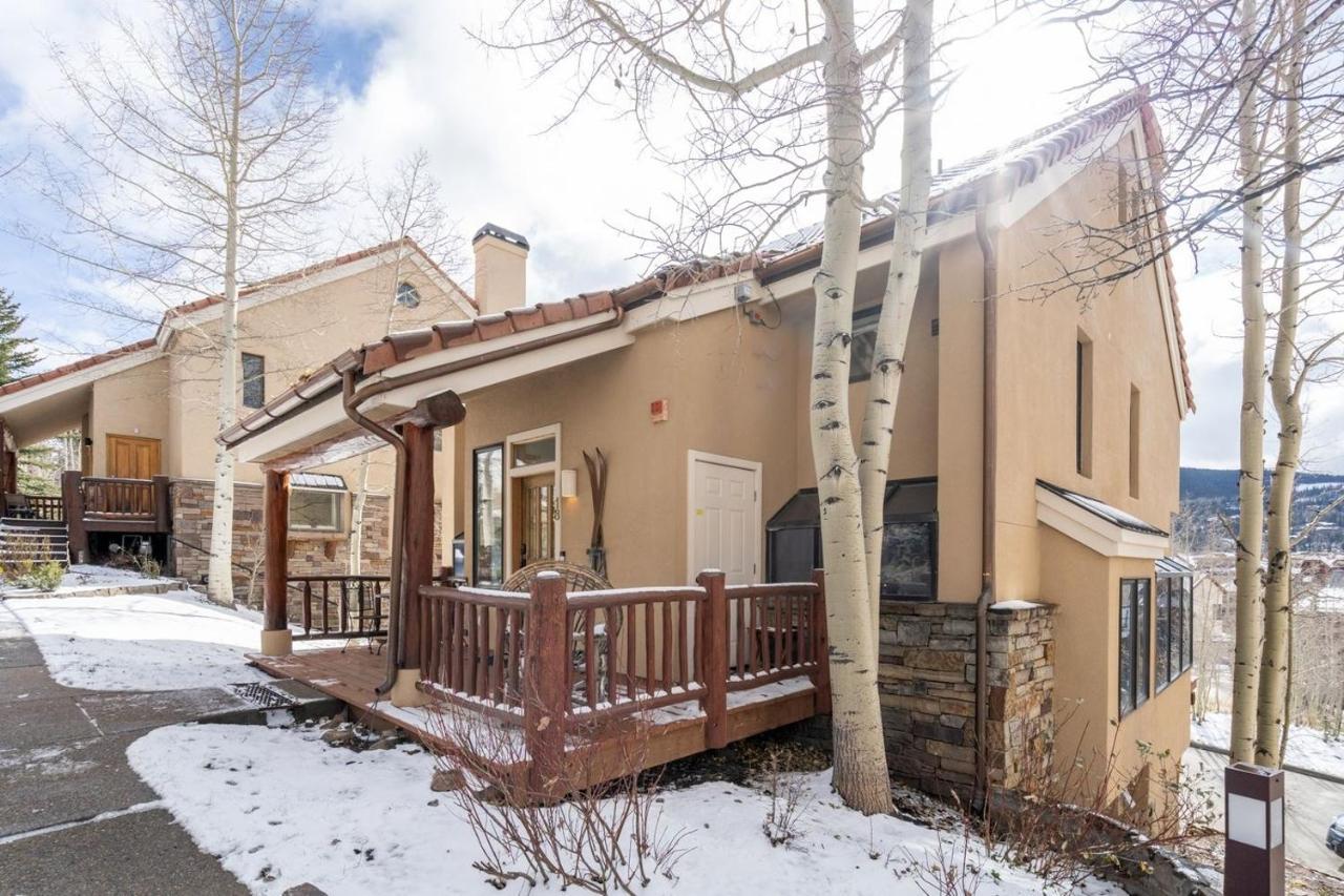 Mountain Village Panoramic Views, Hot Tub, Fireplace Townhouse