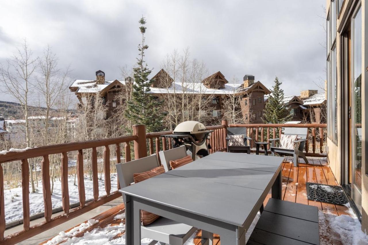 Mountain Village Panoramic Views, Hot Tub, Fireplace Townhouse Holiday home