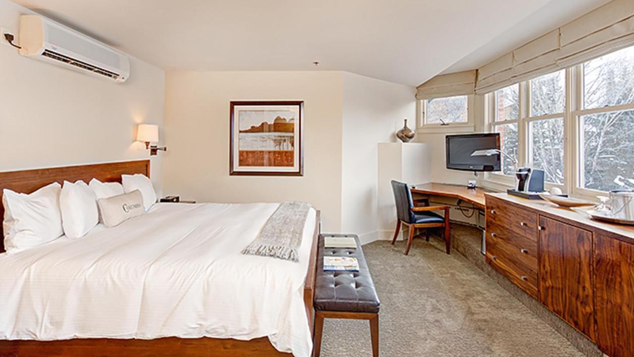 Hotel Columbia